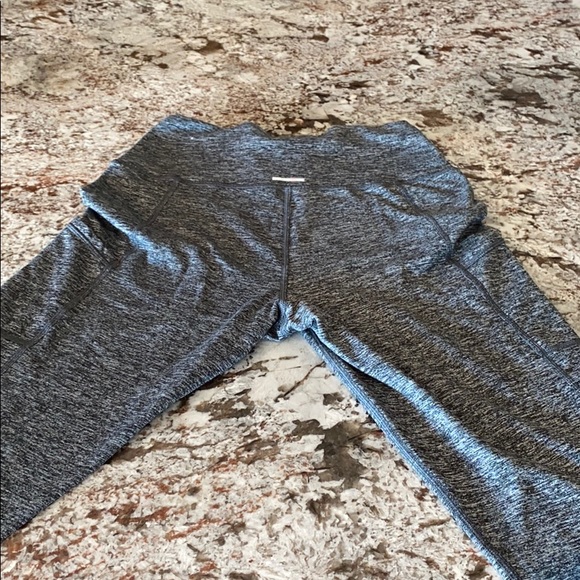 COPY - Aerie Grey Leggings - Picture 3 of 4